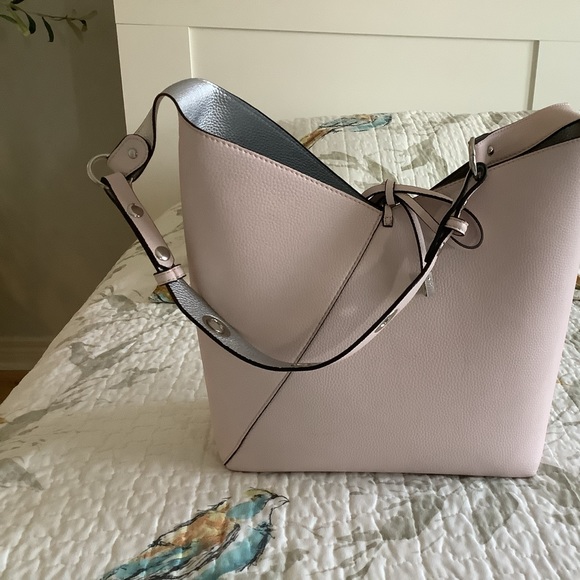 EUC 2 pc Parfois two way silver and pink bag - Picture 2 of 3